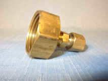65444 1/4" icemaker adapter